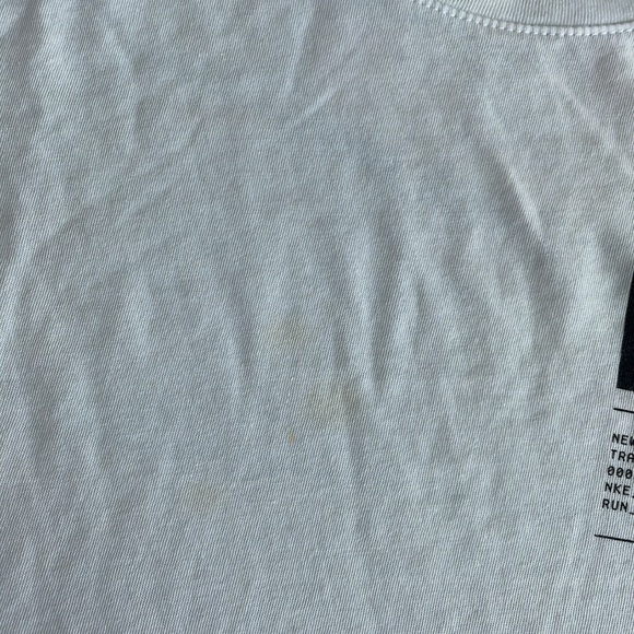 Nike NYC Tee Shirt - Picture 3 of 9